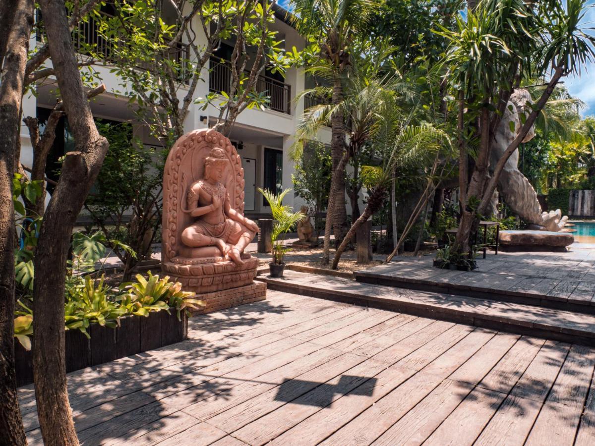 Beaver Club Homestay เชียงใหม่ ภายนอก รูปภาพ