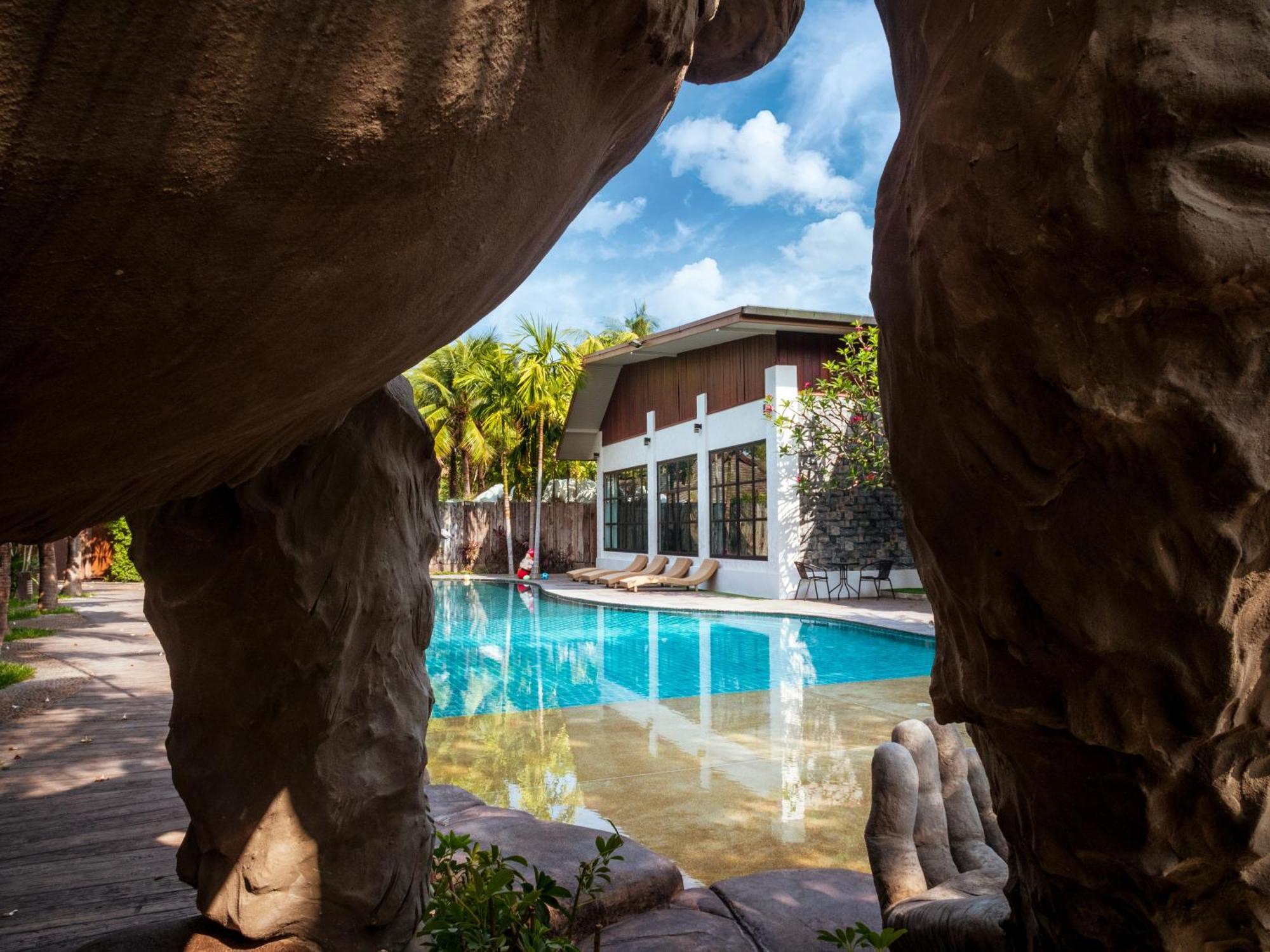 Beaver Club Homestay เชียงใหม่ ภายนอก รูปภาพ