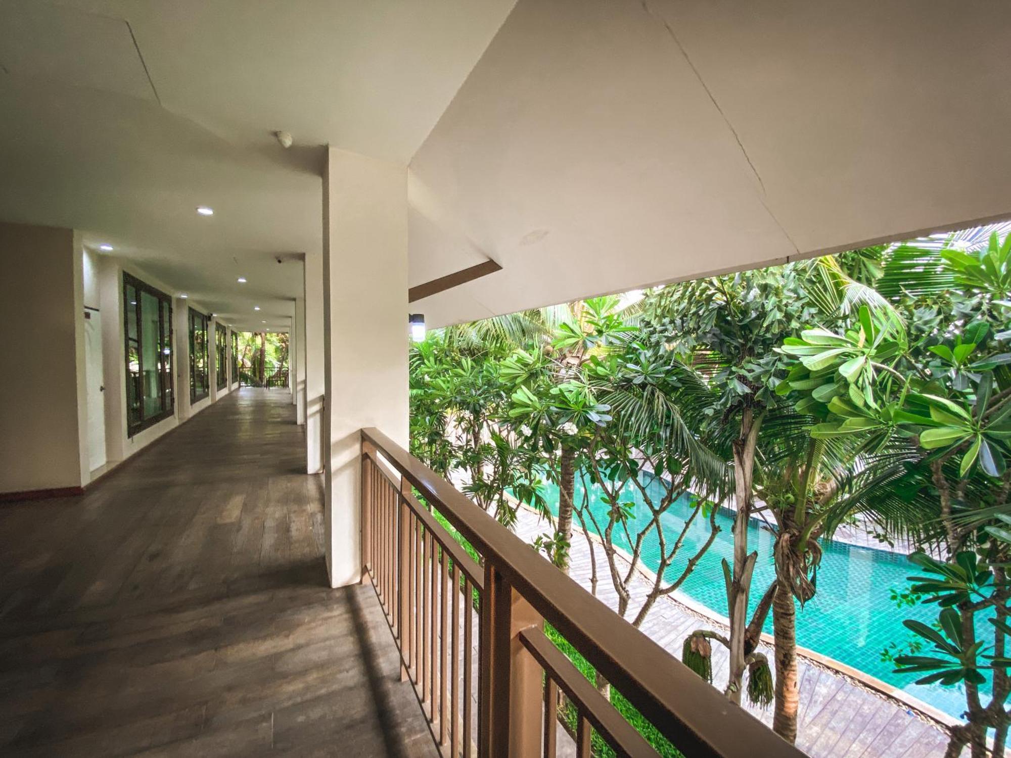 Beaver Club Homestay เชียงใหม่ ภายนอก รูปภาพ